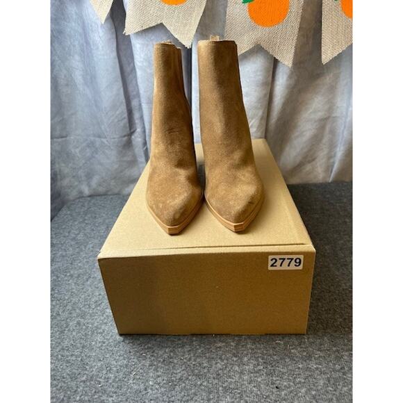 Marc Fisher LTD Woman OSHAY Pointed Toe Bootie Size: 8M - Picture 11 of 11